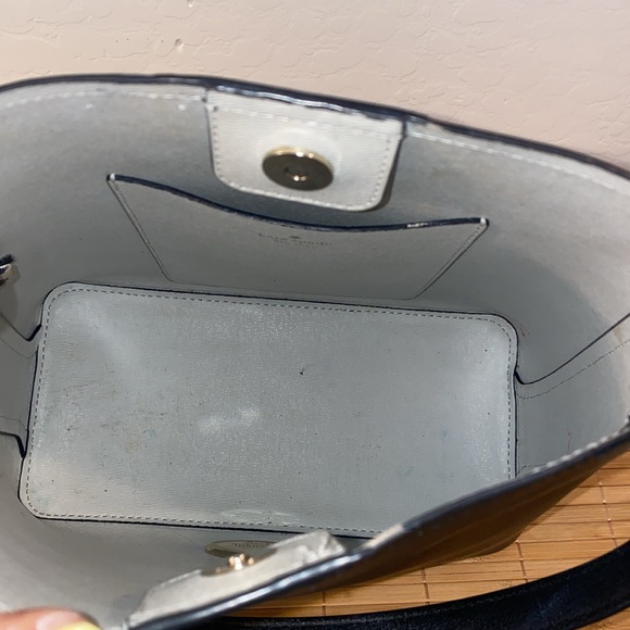 Kate Spade Darcy Black Grained Leather Shoulder Bag “Like New” - Picture 4 of 10